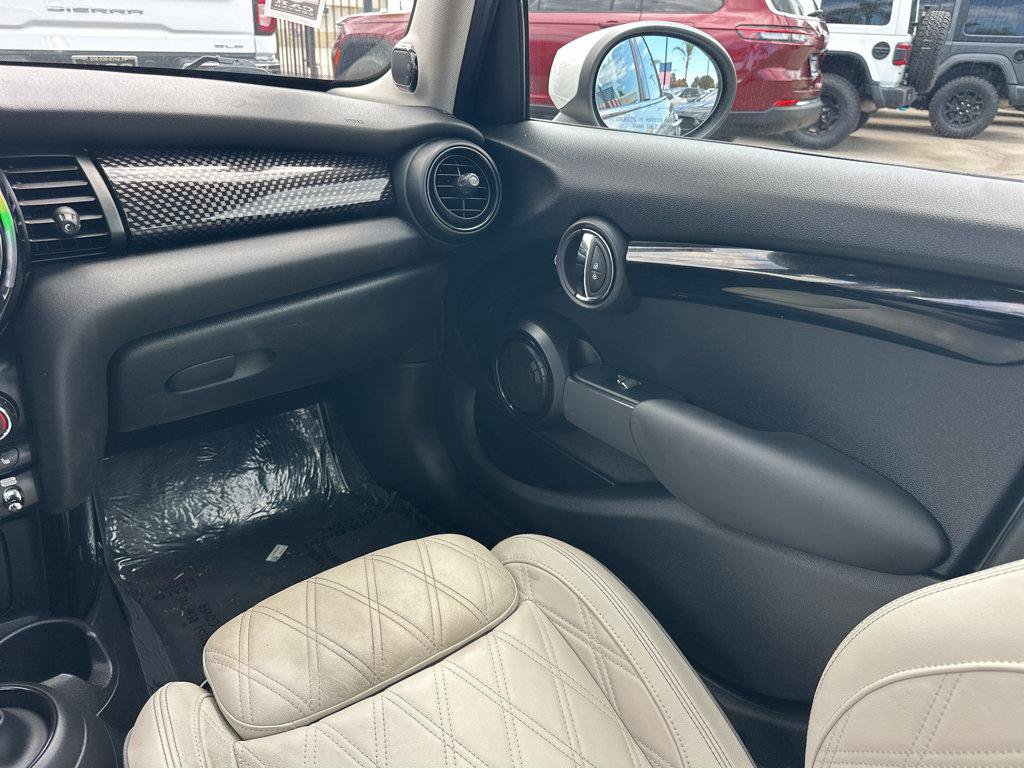 Used 2020 MINI Cooper S w/ Signature Upholstery Package FWD image 18