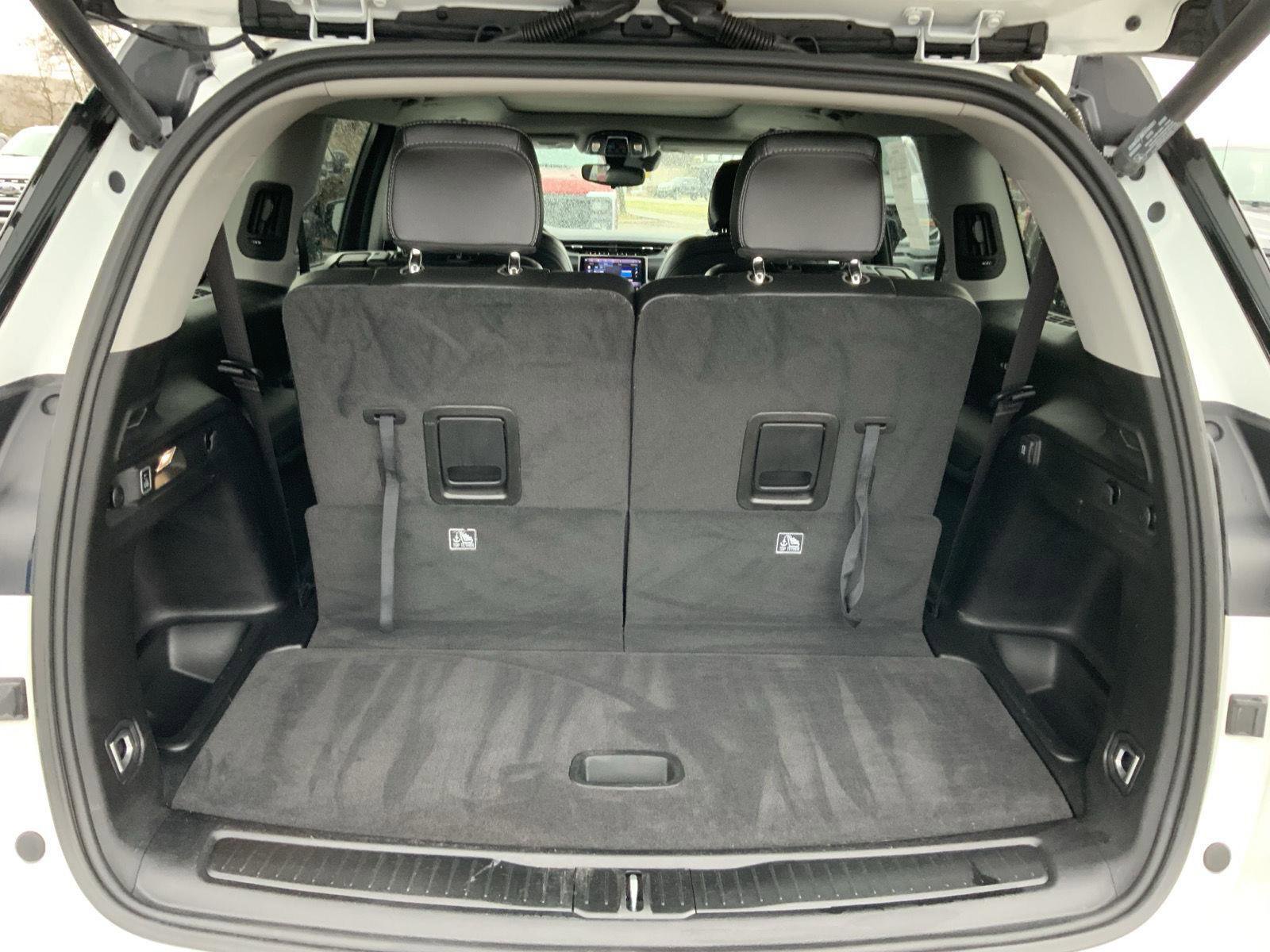 Used 2023 Jeep Grand Cherokee L Limited image 13