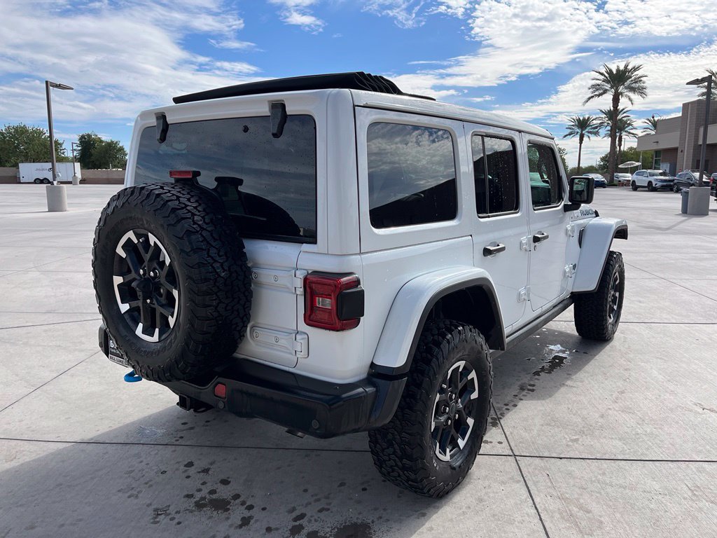 Used 2024 Jeep Wrangler Unlimited Rubicon 4xe AWD/4WD image 7