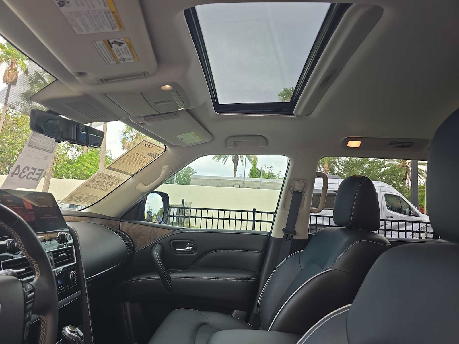 Certified 2023 INFINITI QX80 Premium Select w/ Cargo Package AWD/4WD image 28