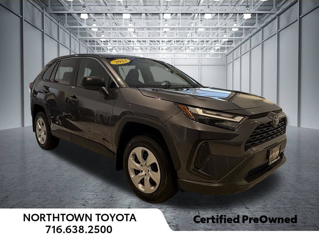 Used 2023 Toyota RAV4 LE AWD/4WD image 7