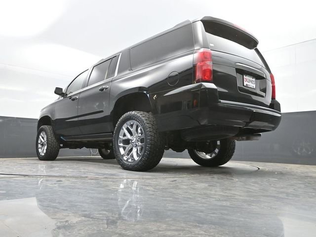 Used 2020 Chevrolet Suburban Premier AWD/4WD image 59