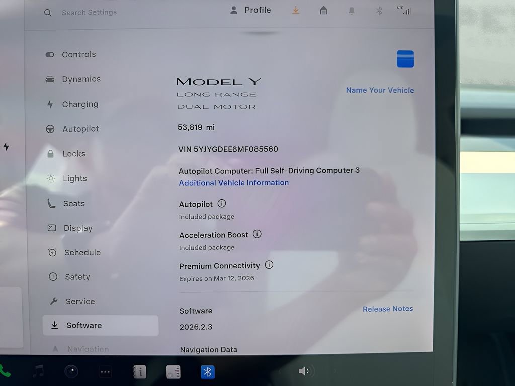 Used 2021 Tesla Model Y Long Range image 24