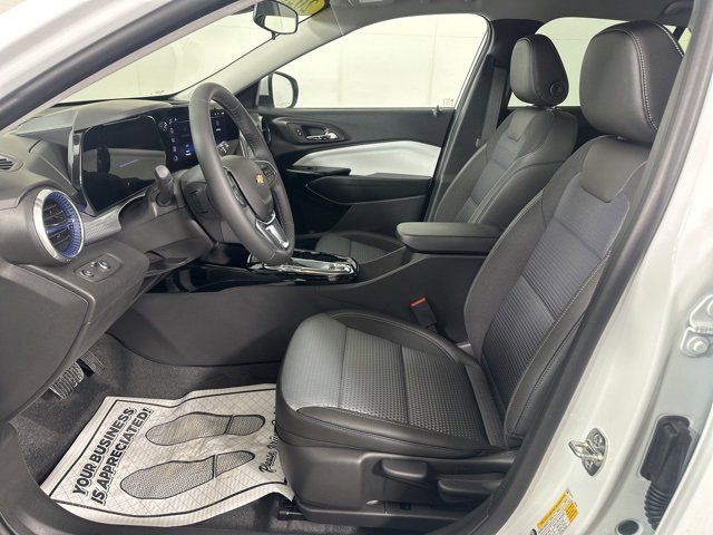 New 2026 Chevrolet Trax LT image 22