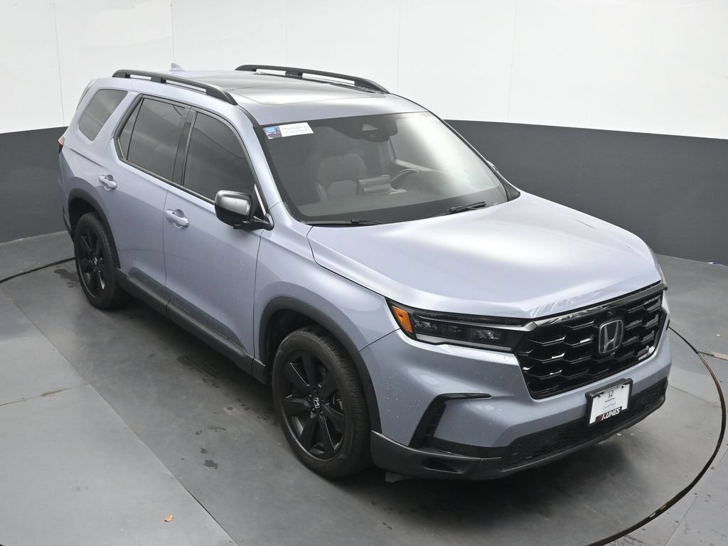 Used 2025 Honda Pilot Black Edition image 27