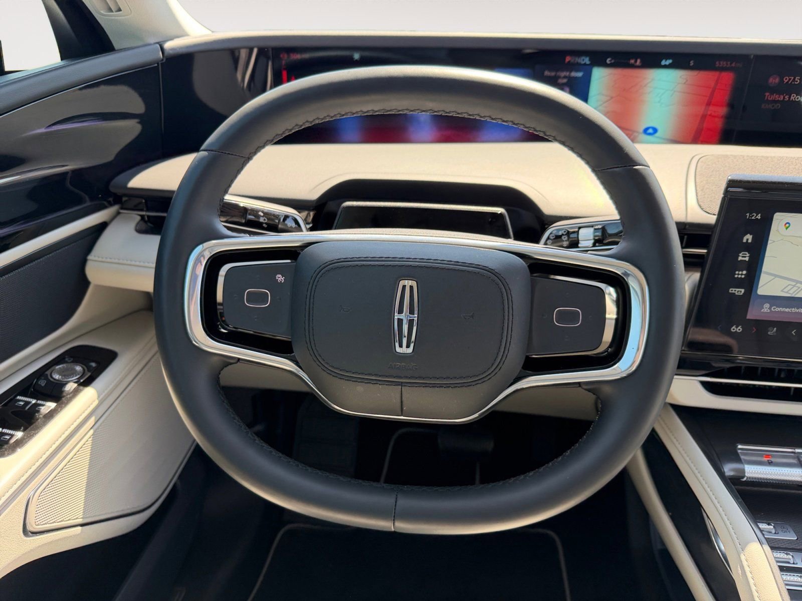 New 2026 Lincoln Nautilus Premier image 12