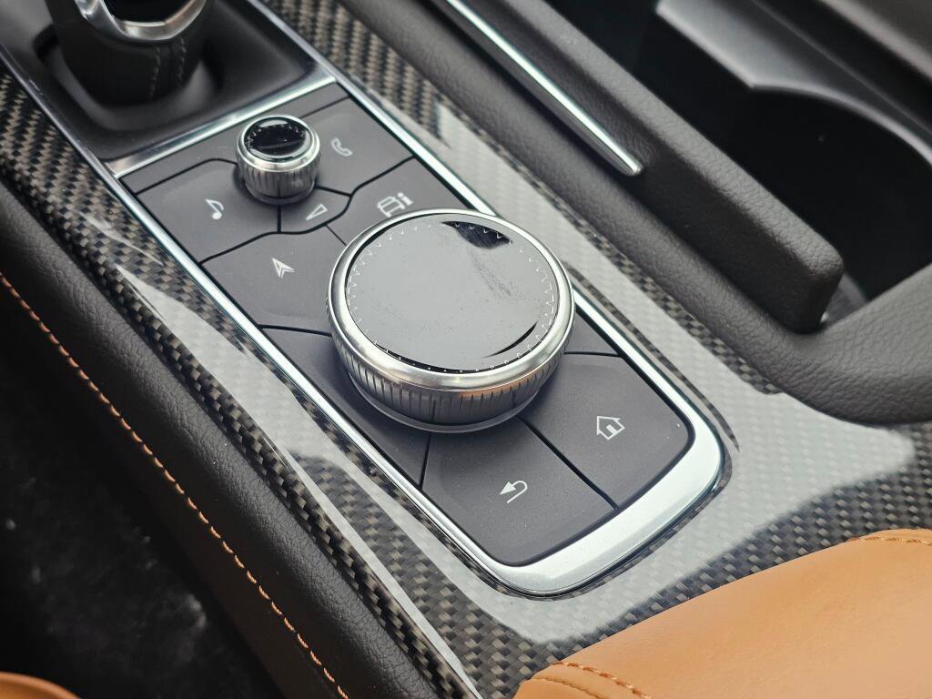 New 2026 Cadillac CT5 V w/ Platinum Package AWD/4WD image 44