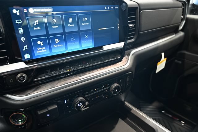 New 2026 Chevrolet Silverado 2500 LTZ w/ LTZ Premium Package AWD/4WD image 17