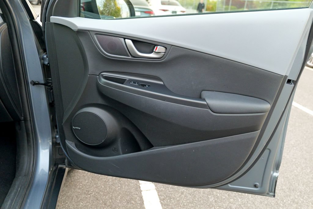 Used 2019 Hyundai Kona Limited AWD/4WD image 33