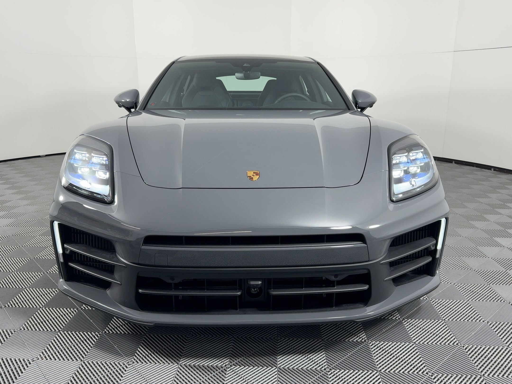 New 2026 Porsche Panamera 4 AWD/4WD image 6