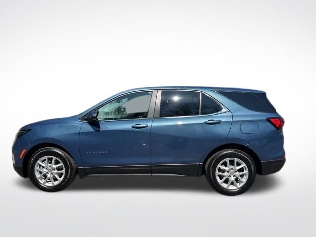 Used 2024 Chevrolet Equinox LT w/ LPO, Floor Liner Package image 2