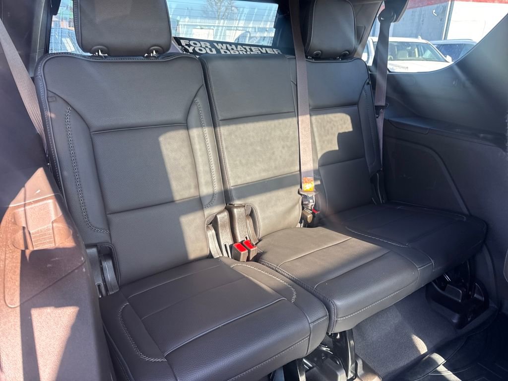 Used 2023 GMC Yukon Denali w/ Denali Reserve Package image 14