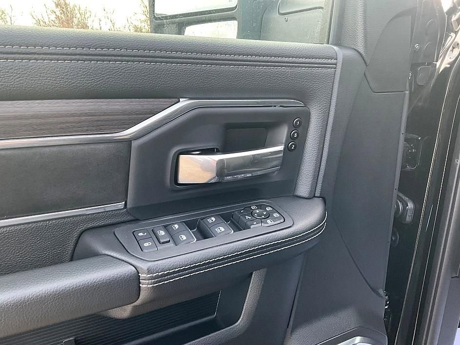 New 2026 RAM 2500 Laramie w/ Night Edition image 12