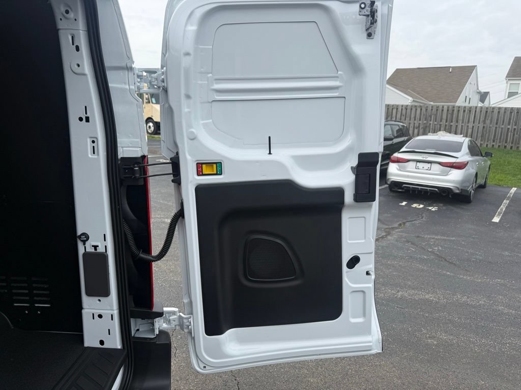 New 2026 Ford Transit 250 Low Roof w/ Load Area Protection Package RWD image 37