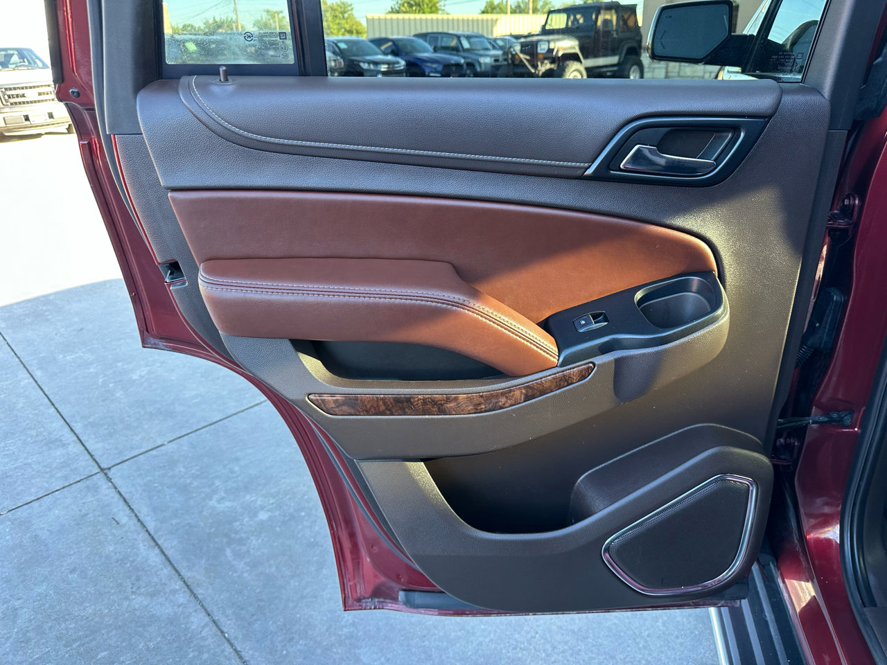 Used 2018 Chevrolet Tahoe Premier image 38