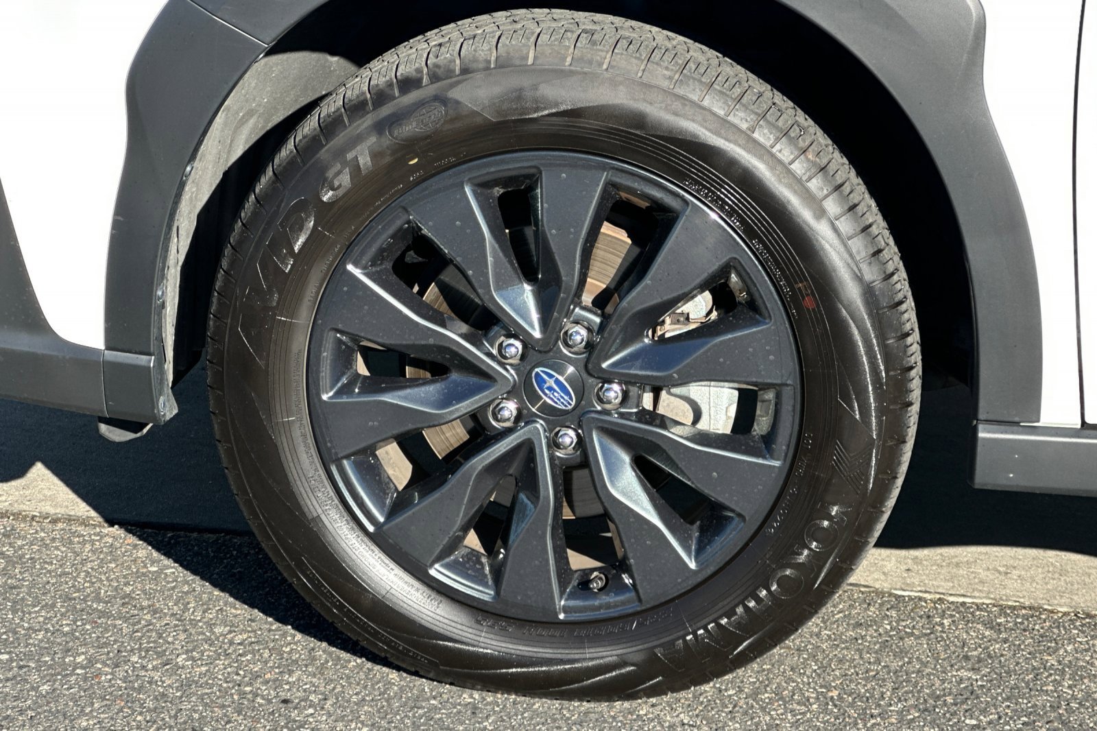 Certified 2025 Subaru Outback Onyx Edition XT image 27