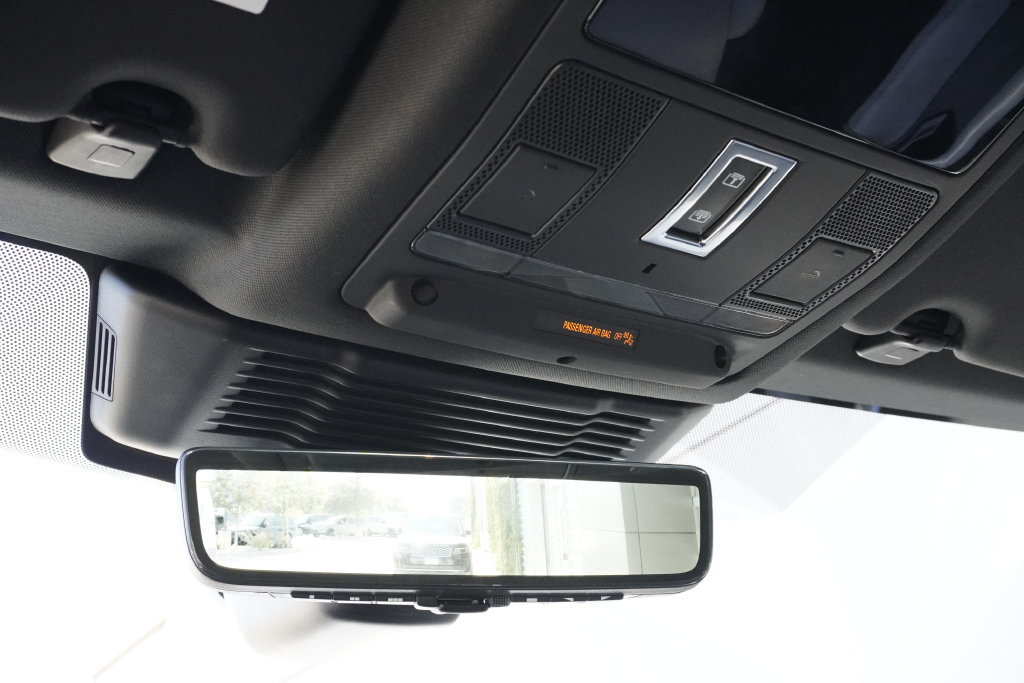 New 2026 Land Rover Discovery Sport Landmark AWD/4WD image 16