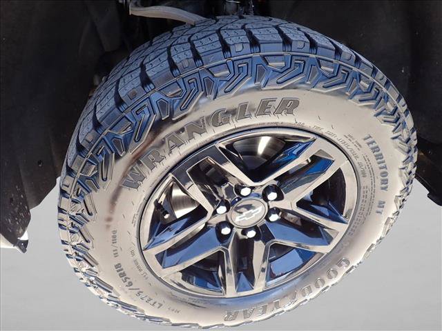 Used 2024 Chevrolet Silverado 1500 Custom Trail Boss AWD/4WD image 7