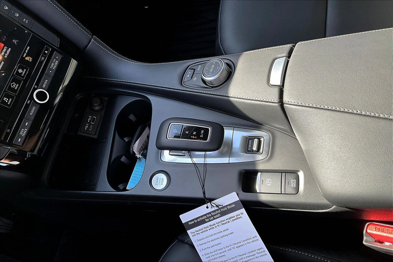 New 2025 INFINITI QX50 Pure image 22
