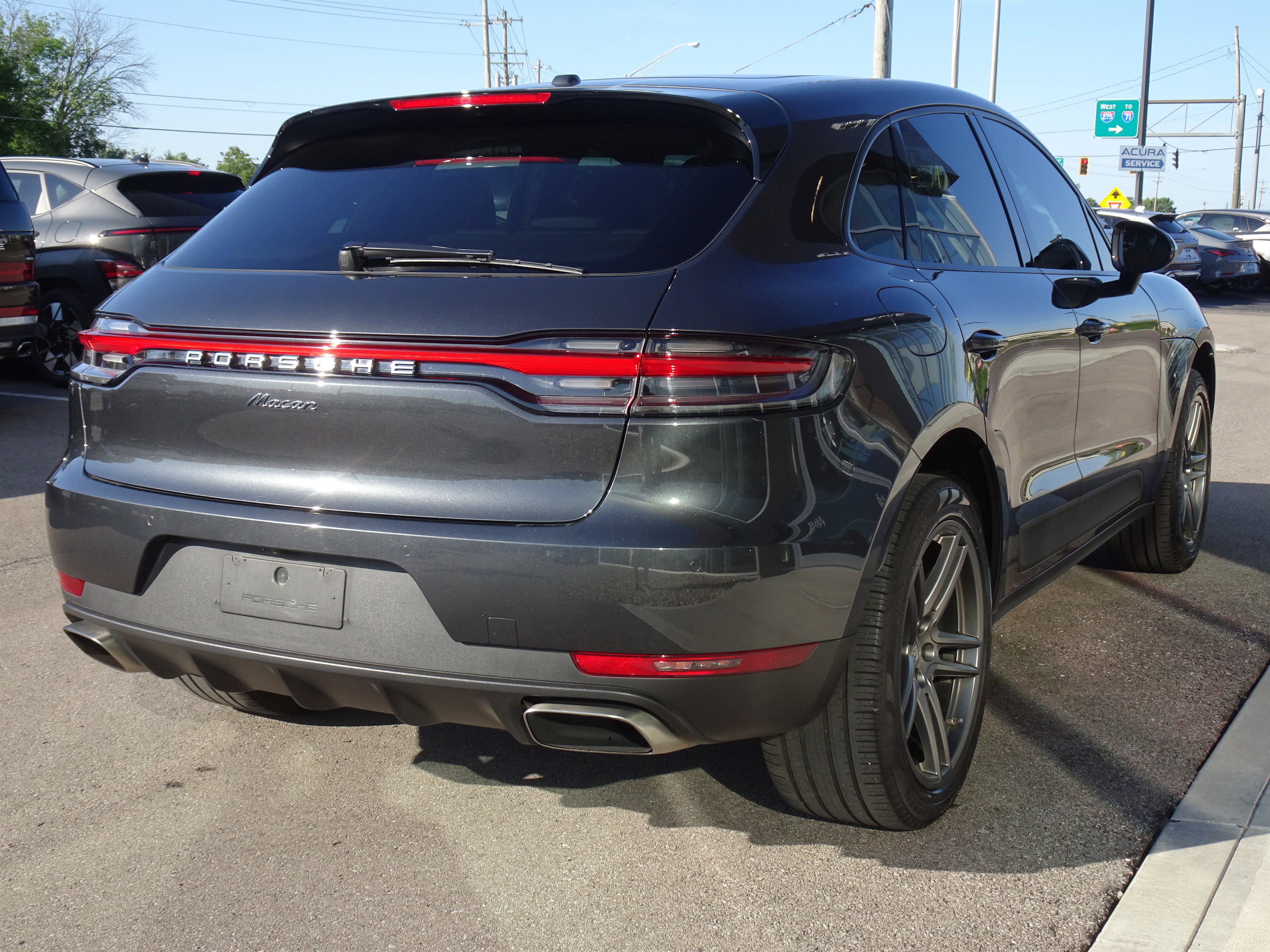 Used 2021 Porsche Macan AWD/4WD image 5