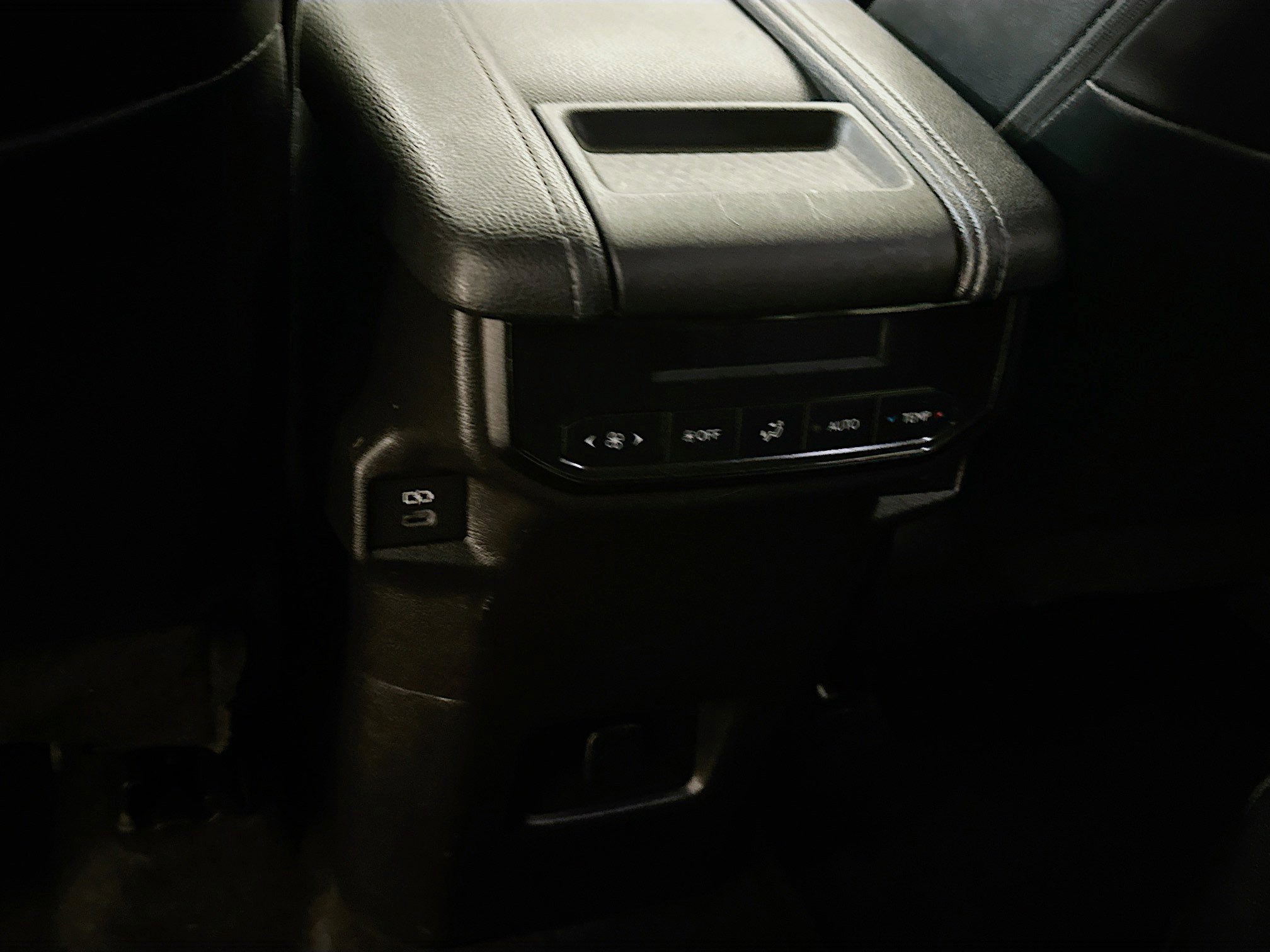 Used 2025 Toyota Grand Highlander AWD image 28