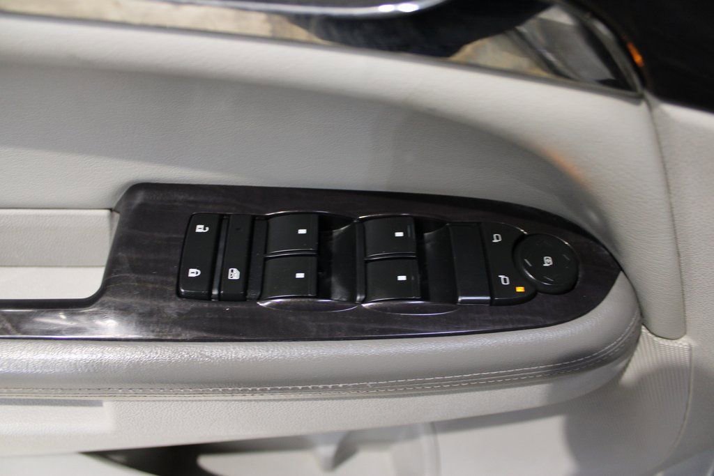 Used 2016 Buick Enclave Convenience image 28