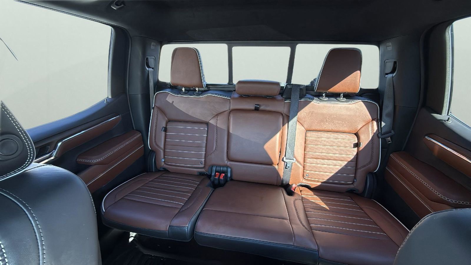 Used 2024 GMC Sierra 1500 Denali Ultimate image 26