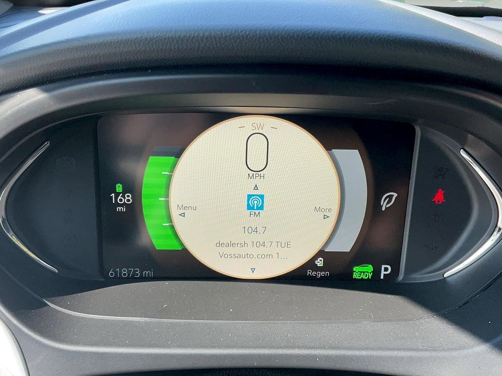 Used 2021 Chevrolet Bolt Premier w/ Infotainment Package image 23