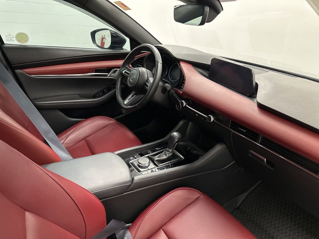Certified 2023 MAZDA MAZDA3 Hatchback w/Premium Plus Pkg image 25