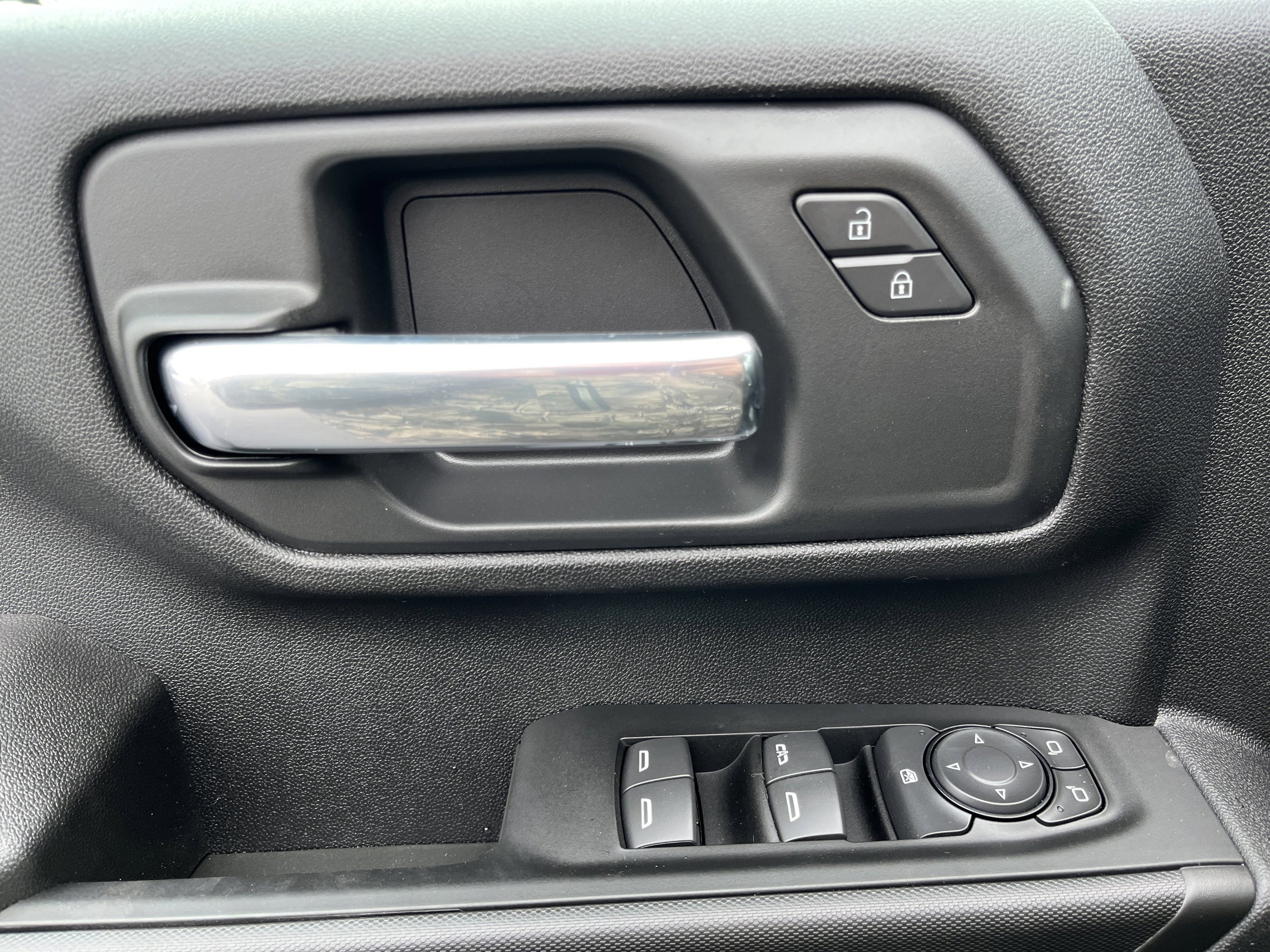 New 2026 Chevrolet Silverado 2500 Custom w/ Custom Convenience Package image 15