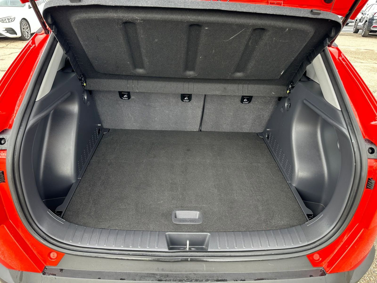 Used 2025 Hyundai Kona SEL image 31