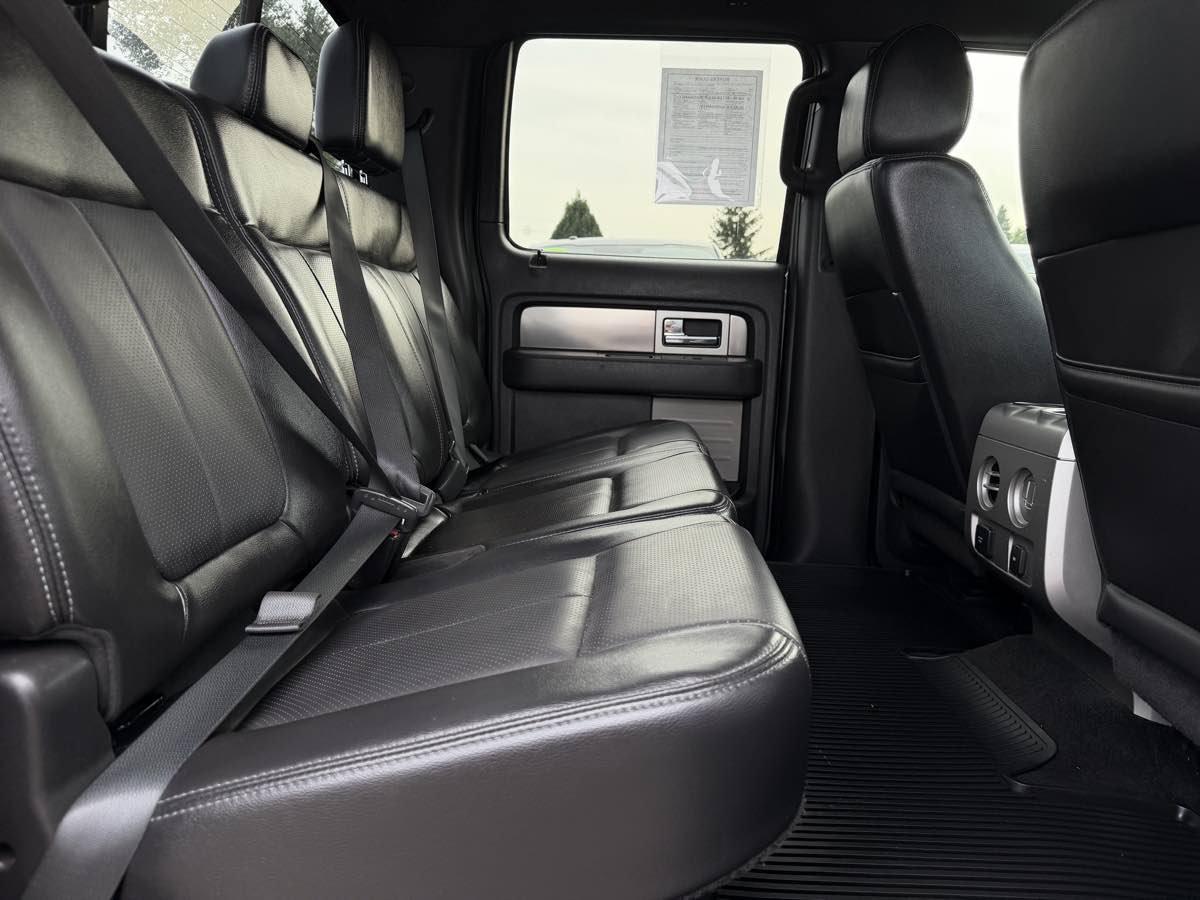 Used 2014 Ford F150 FX4 w/ Equipment Group 402A Luxury AWD/4WD image 11