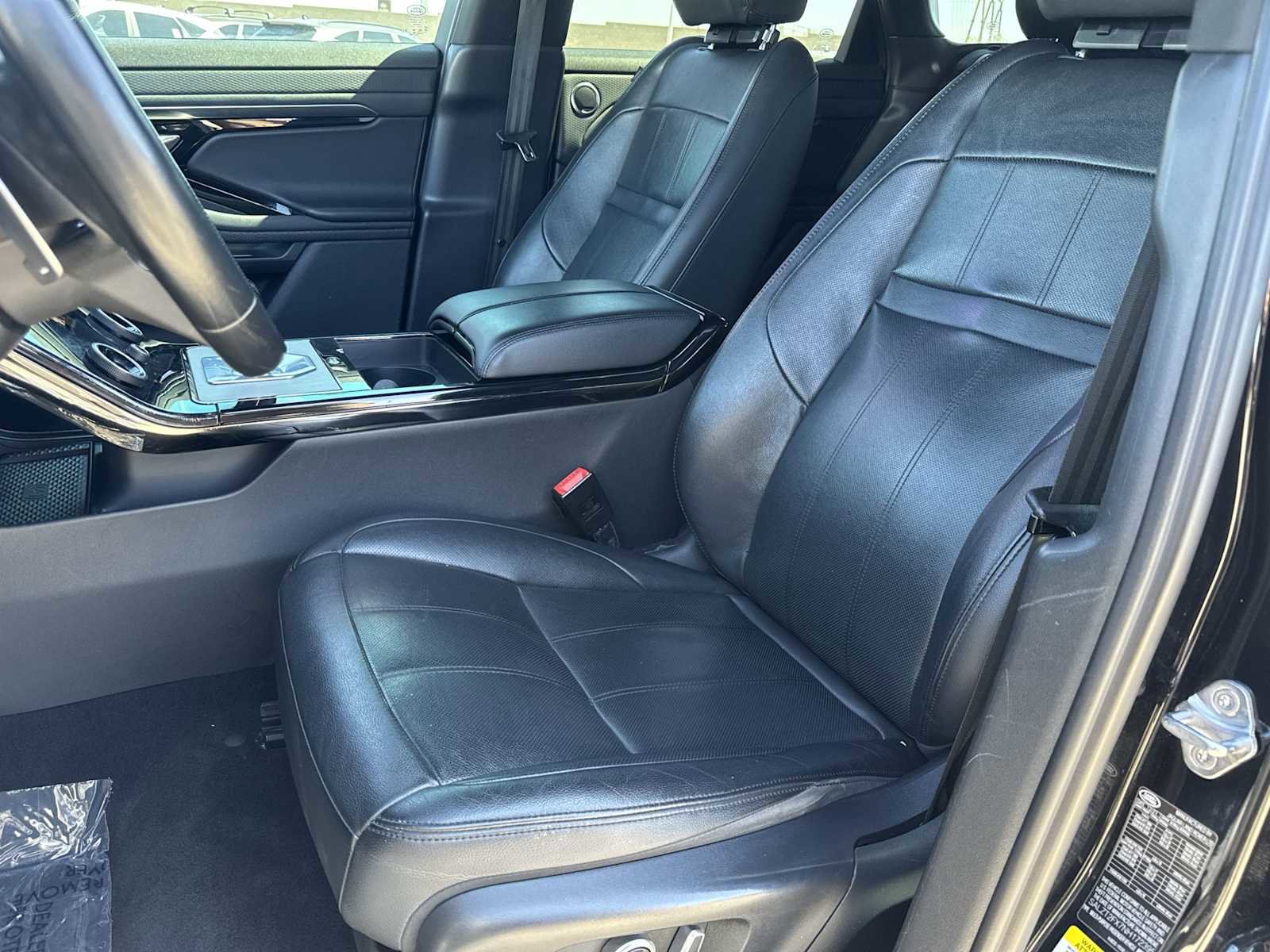 Used 2022 Land Rover Range Rover Evoque R-Dynamic S image 14