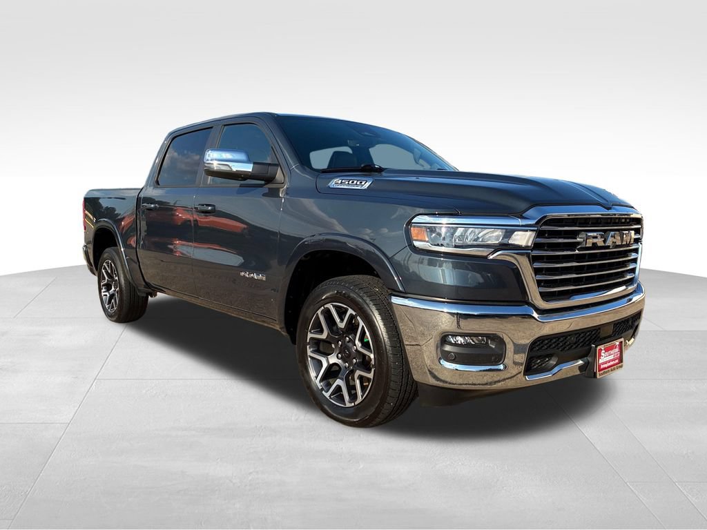 Used 2026 RAM 1500 Laramie AWD/4WD image 8
