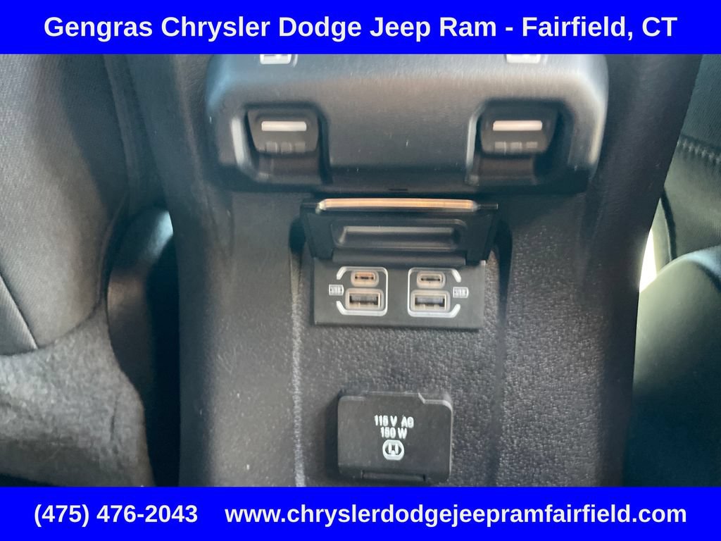Certified 2021 Jeep Wrangler Unlimited Sahara AWD/4WD image 27