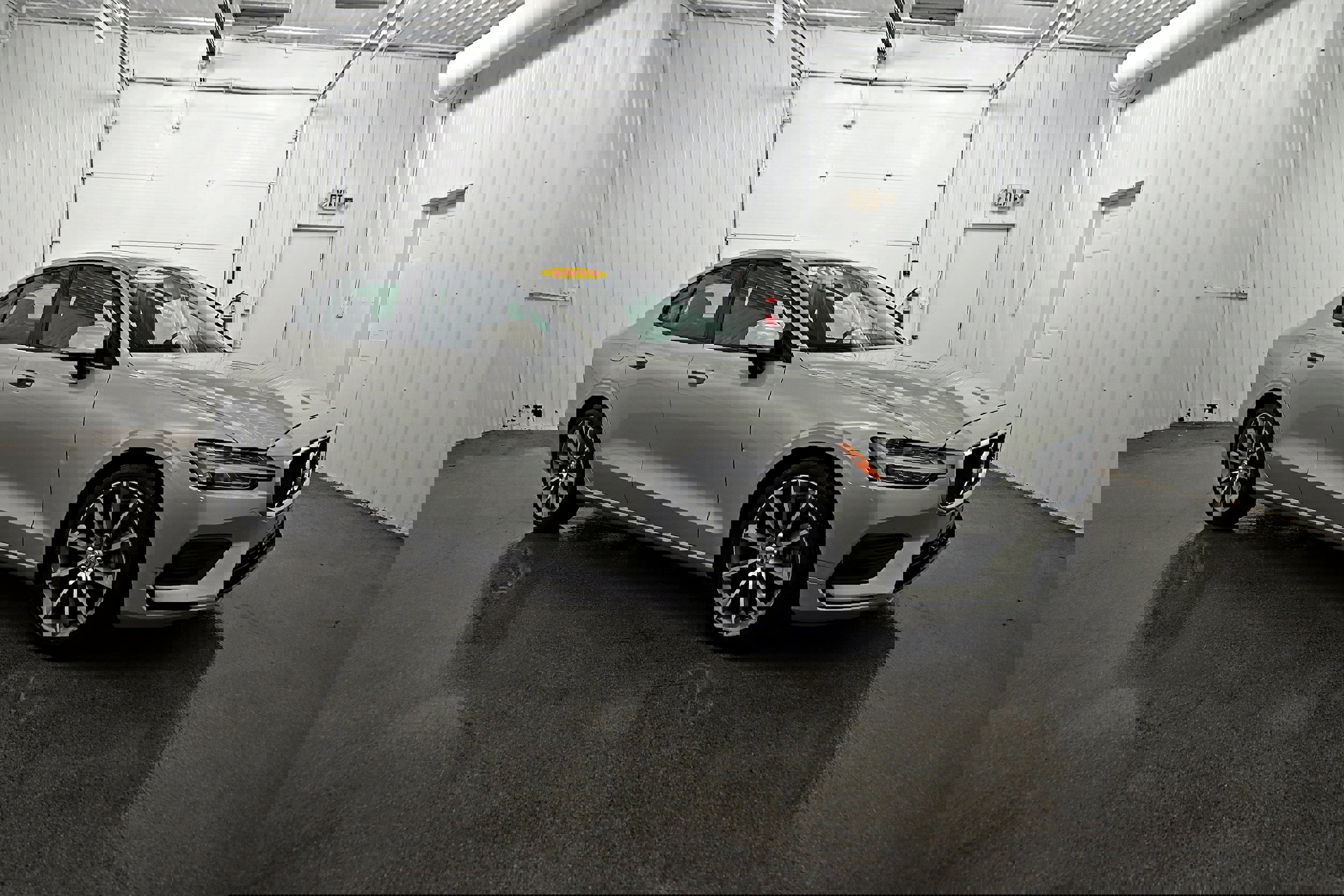 Used 2019 Volvo S60 T6 Momentum w/ Multimedia Package image 3