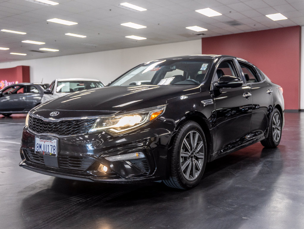 Used 2019 Kia Optima EX FWD image 2