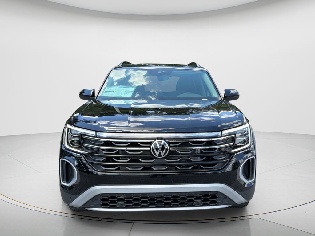 New 2026 Volkswagen Atlas Peak Edition AWD/4WD image 2