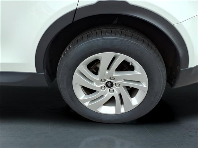 Used 2020 Land Rover Discovery Sport image 5