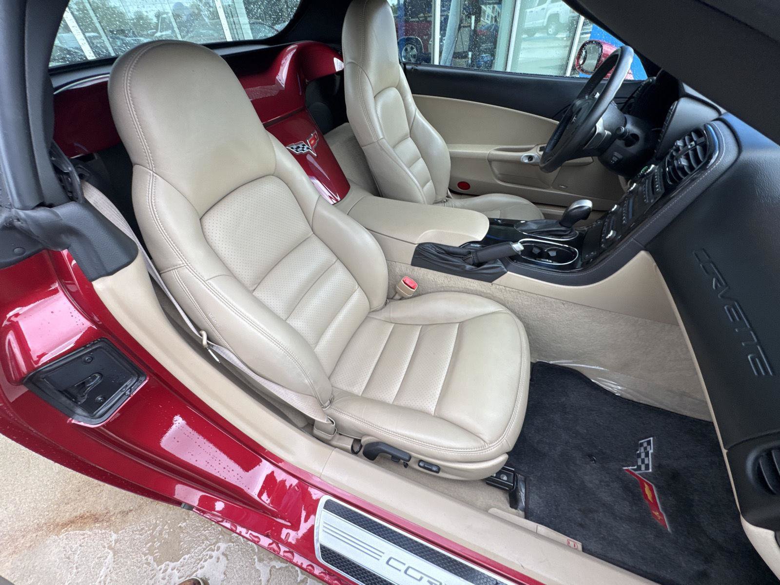 Used 2008 Chevrolet Corvette Convertible w/ Preferred Equipment Group RWD image 12