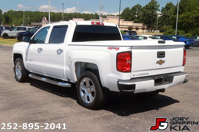 Used 2018 Chevrolet Silverado 1500 Custom w/ Custom Value Package AWD/4WD image 5
