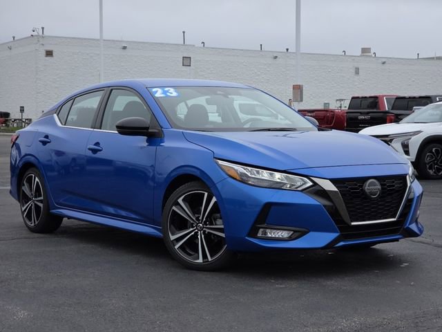 Used 2023 Nissan Sentra SR w/ Electronics Package FWD image 2