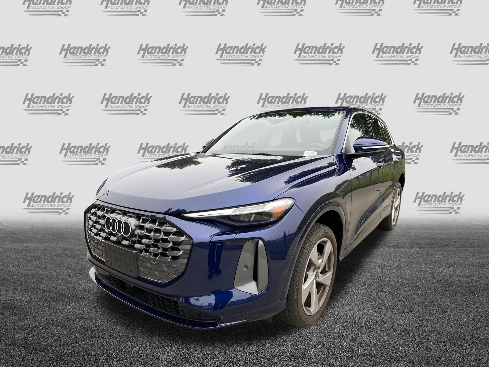 Used 2025 Audi Q5 Premium Plus w/ Premium Plus AWD/4WD image 5