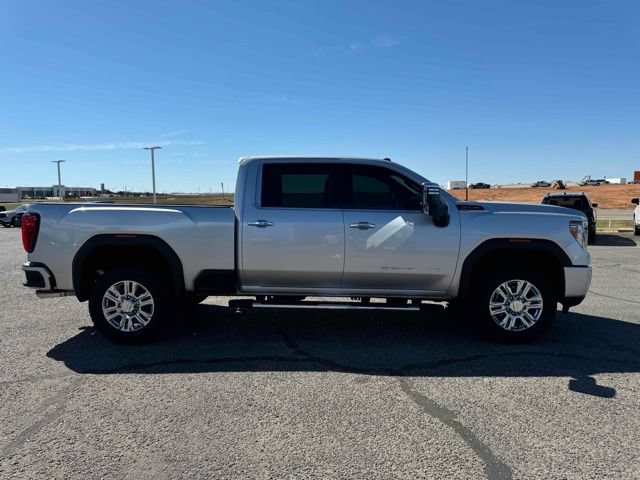 Used 2020 GMC Sierra 3500 Denali w/ Denali Ultimate Package AWD/4WD image 4