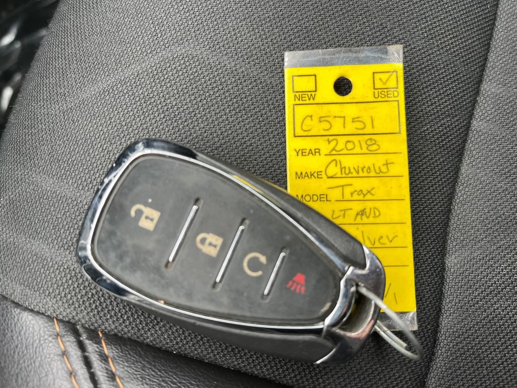 Used 2018 Chevrolet Trax LT w/ LT Convenience Package image 23