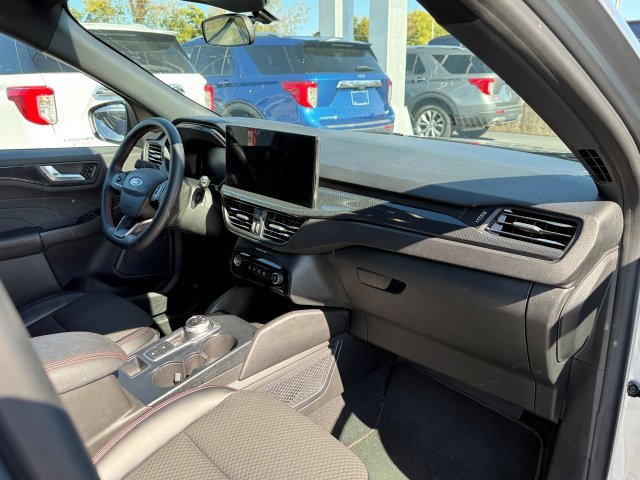 Used 2023 Ford Escape ST-Line Select w/ Tech Pack #1 AWD/4WD image 24