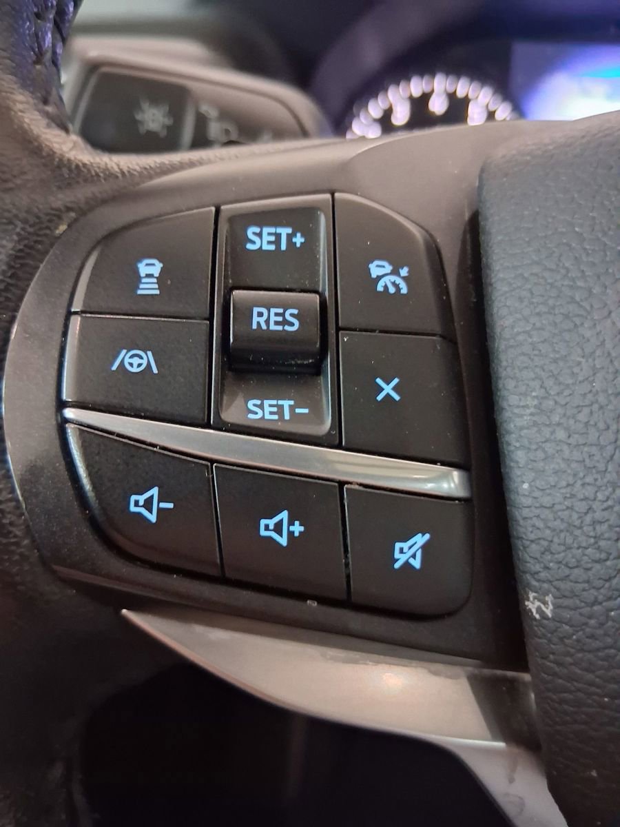 Used 2020 Ford Explorer Limited w/ Hybrid Equipment Group 310A image 13