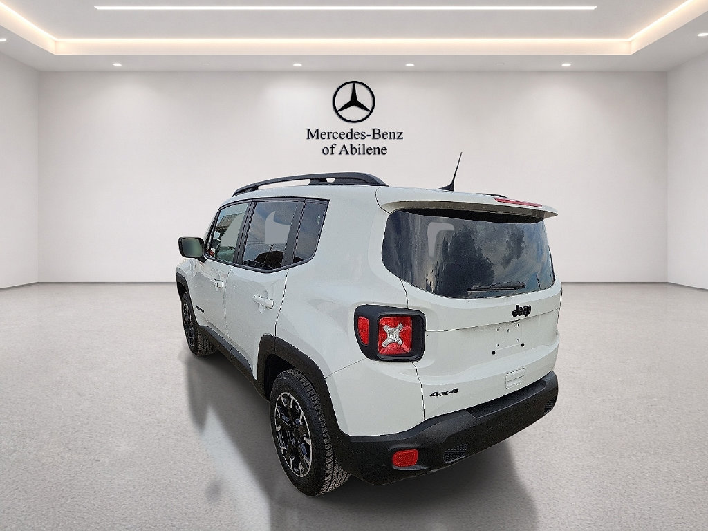 Used 2023 Jeep Renegade Latitude AWD/4WD image 5