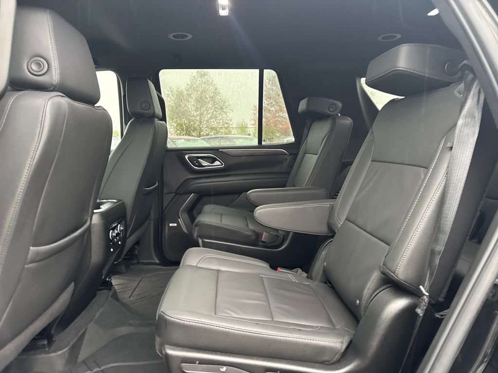 Used 2024 Chevrolet Tahoe Z71 w/ Luxury Package image 13