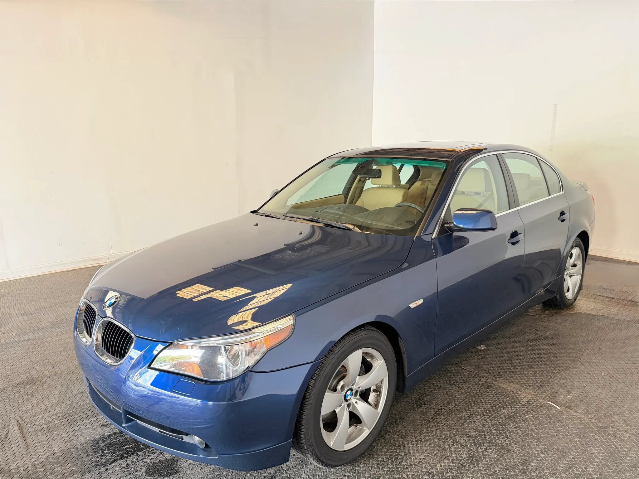 Used 2005 BMW 525i Sedan RWD image 2